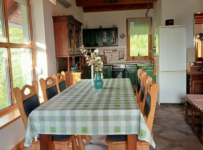 Liget Vendeghaz Harsfa U 11 بيت ضيافة