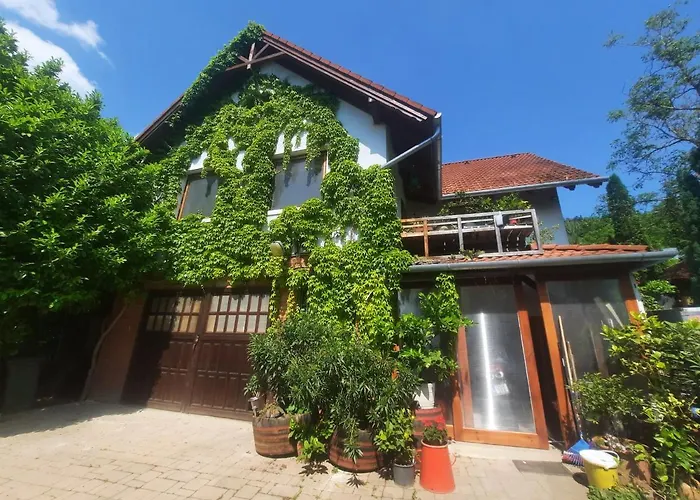 Liget Vendeghaz Harsfa U 11 招待所