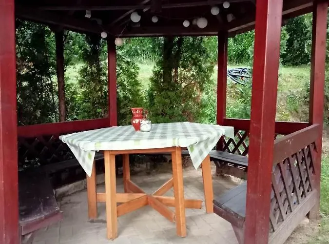 Liget Vendeghaz Harsfa U 11 צ'רסגטומאי